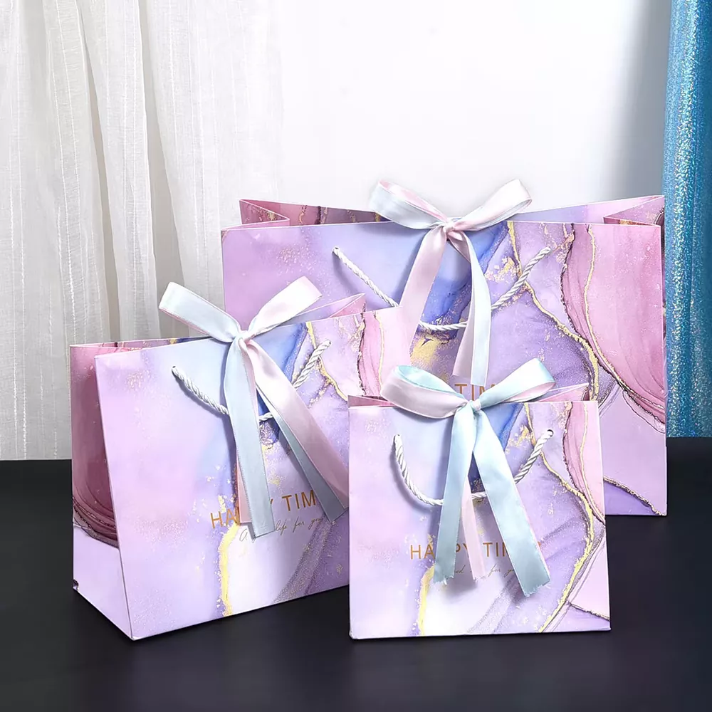 Vecon lança sacola de presente de papel luxuosa com alça de fita para atender à crescente demanda por soluções de embalagem premium
