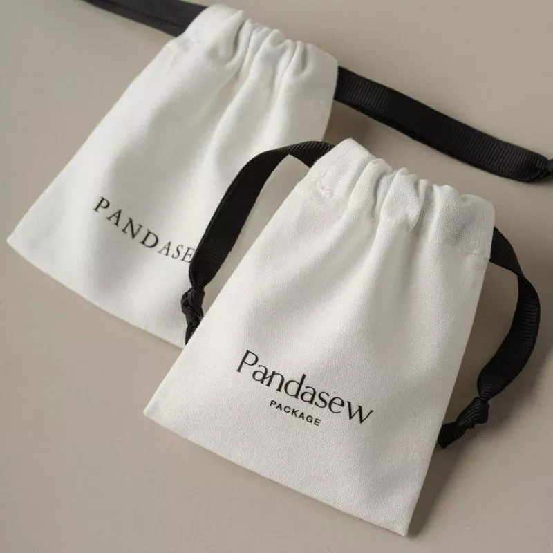 Bolsa pequena para presente com cordão de algodão