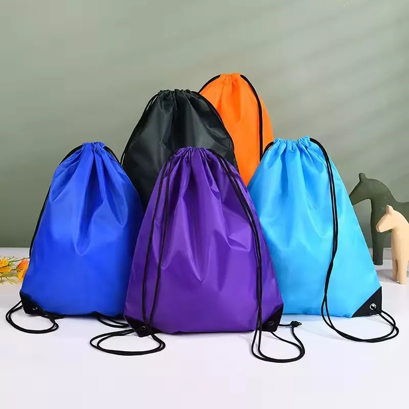 Mochila com cordão de poliéster impermeável para exterior